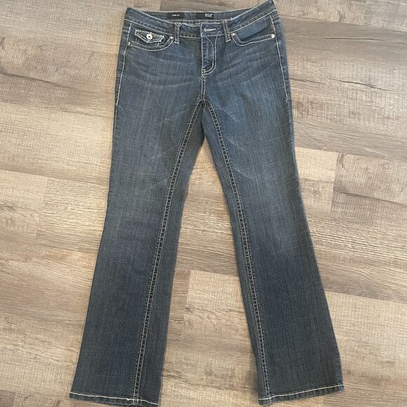 a.n.a. Bootcut Jeans - Size 8/29 - Picture 4 of 7